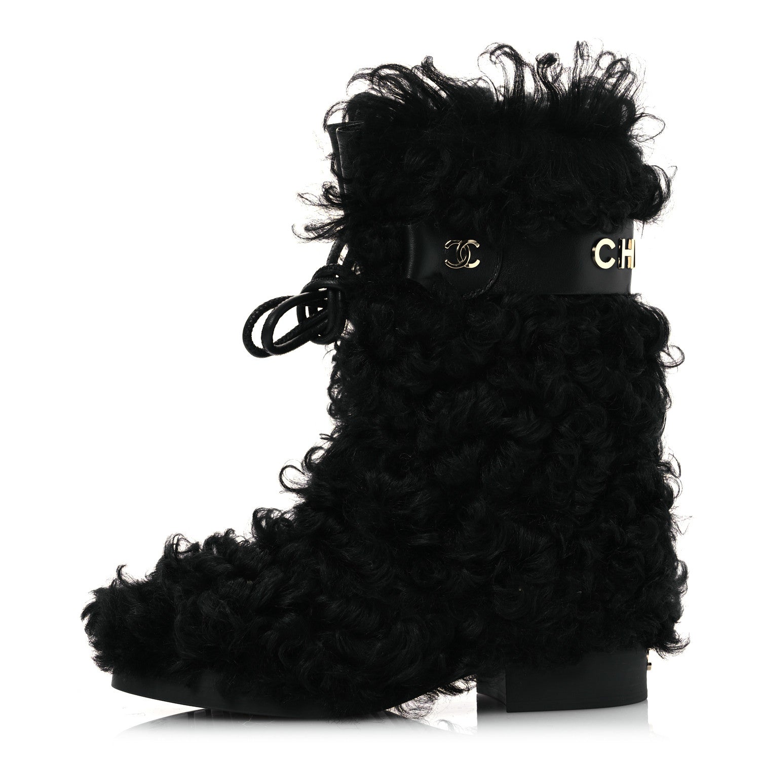 CHANEL INTERLOCKING CC LOGO SHEARLING BOOTS – Caroline's Fashion