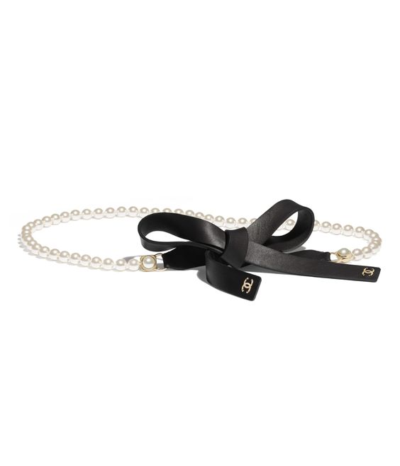 CHANEL JEWELRY Metal & Lambskin Belt with handbag charm