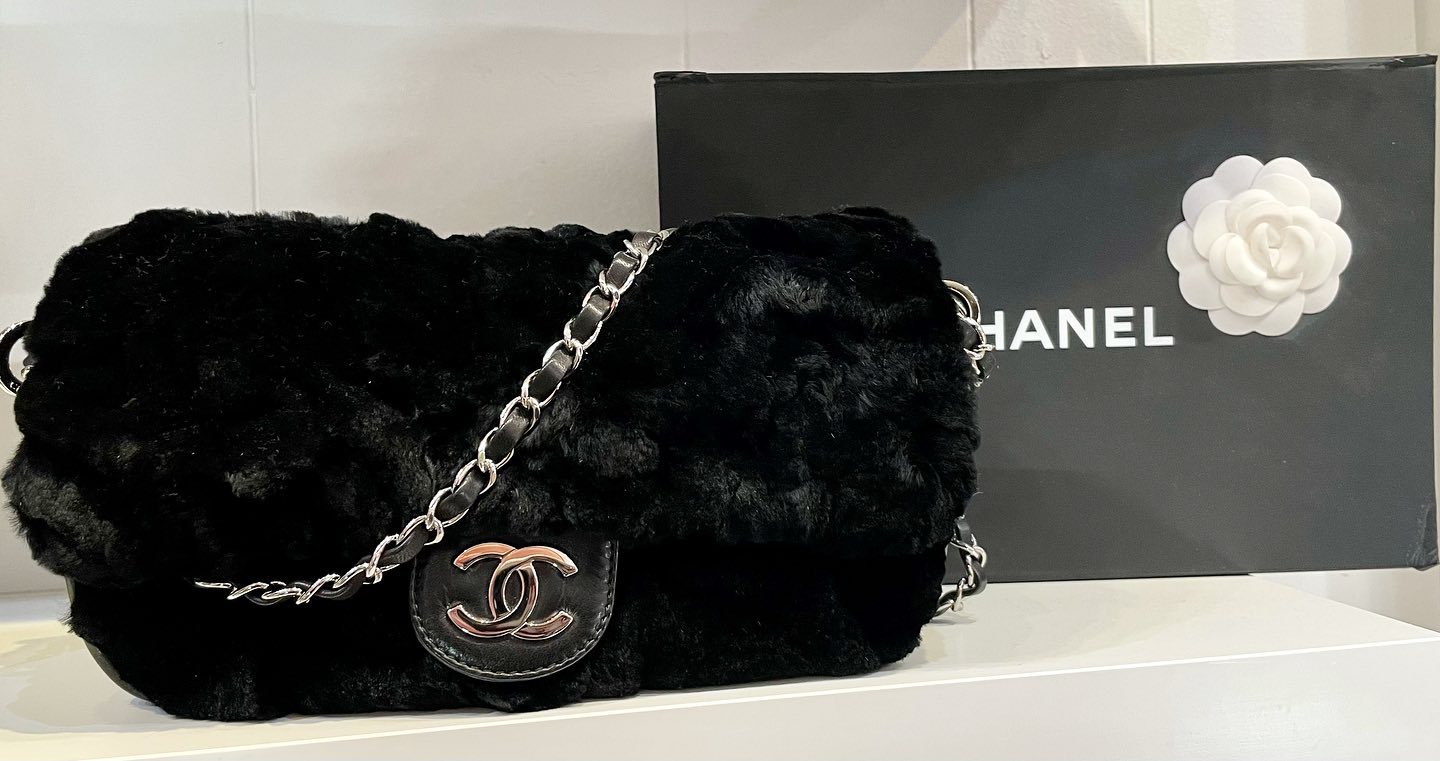 Chanel fur clutch Clearance