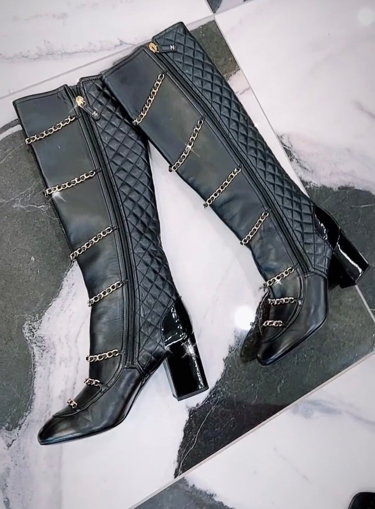 CHANEL Chain Quilted Knee High – Caroline's Fashion Luxuries
