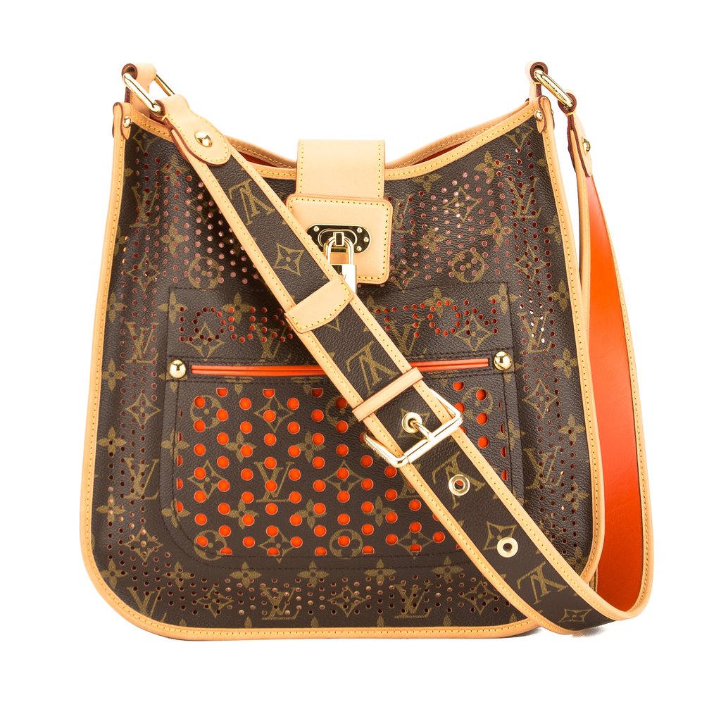 Louis Vuitton Monogram Canvas Perforated Musette Bag – Caroline's Fashion  Luxuries