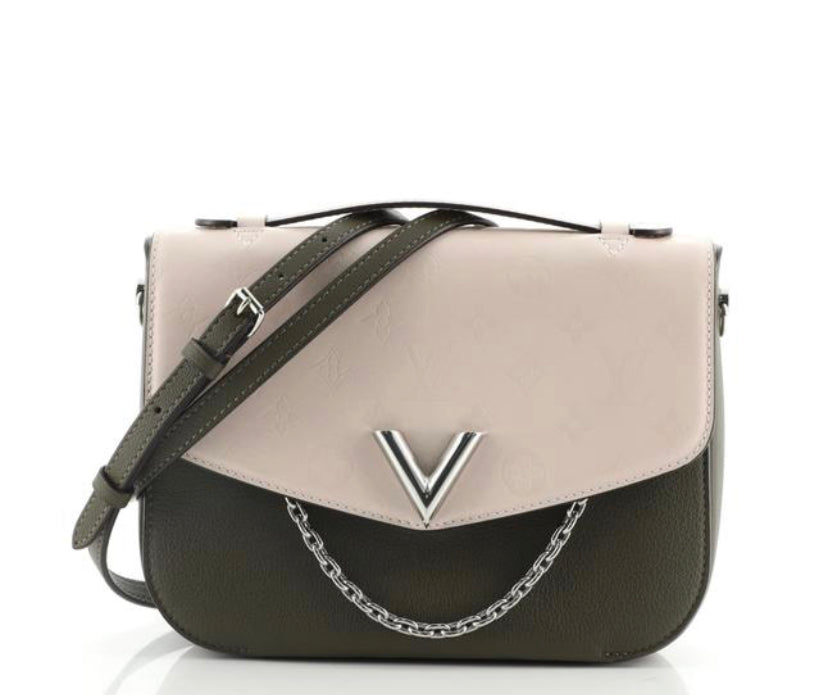 Louis Vuitton Monogram Very Messenger - Black Shoulder Bags, Handbags -  LOU800544