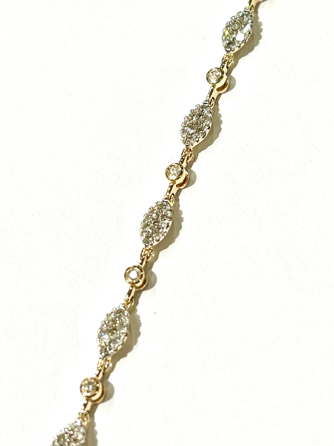 14K GOLD DIAMOND BEZEL STATION BRACELET