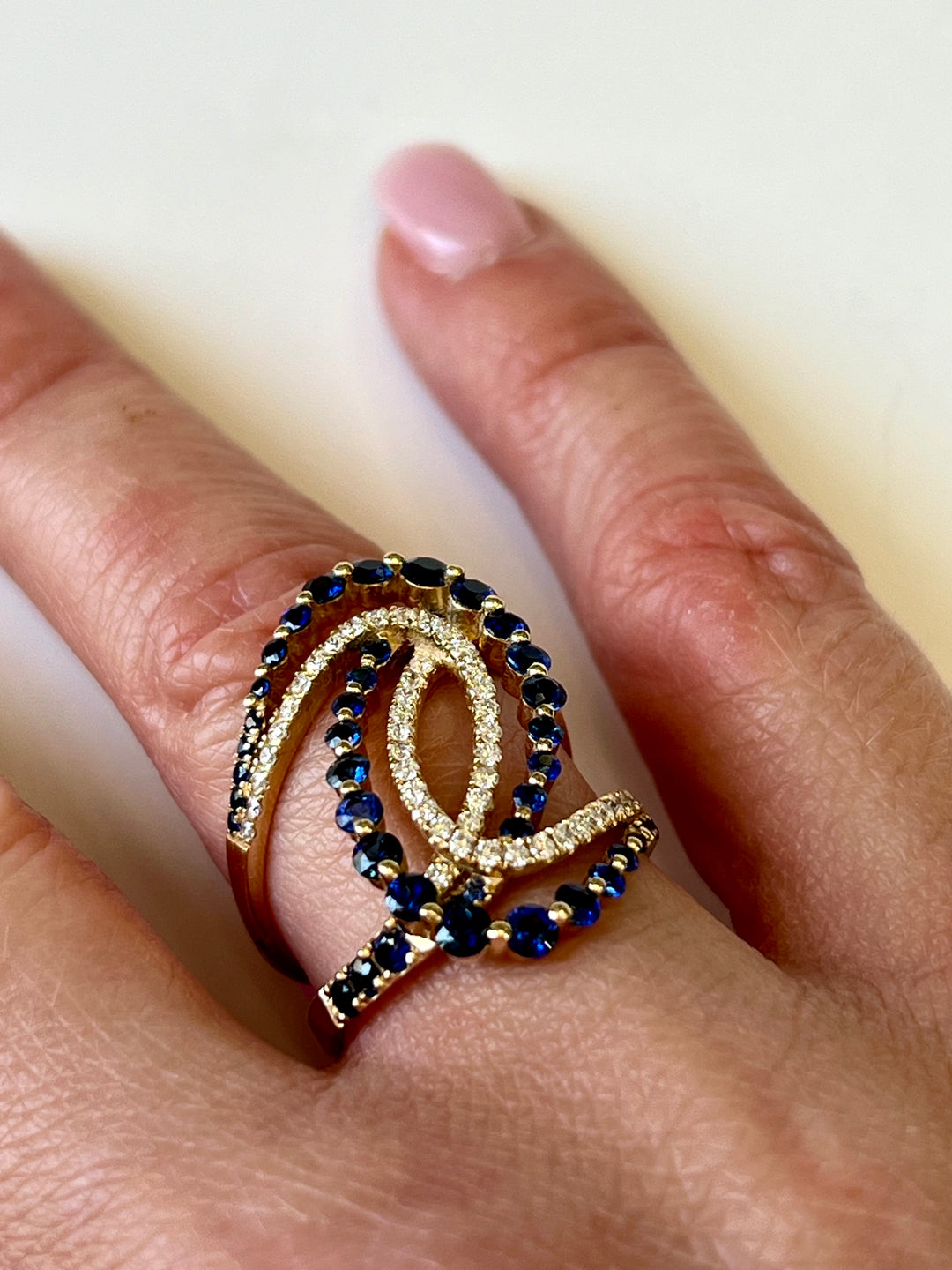 14K GOLD BLUE SAPPHIRE &amp; DIAMONDS SWIRL COCKTAIL RING