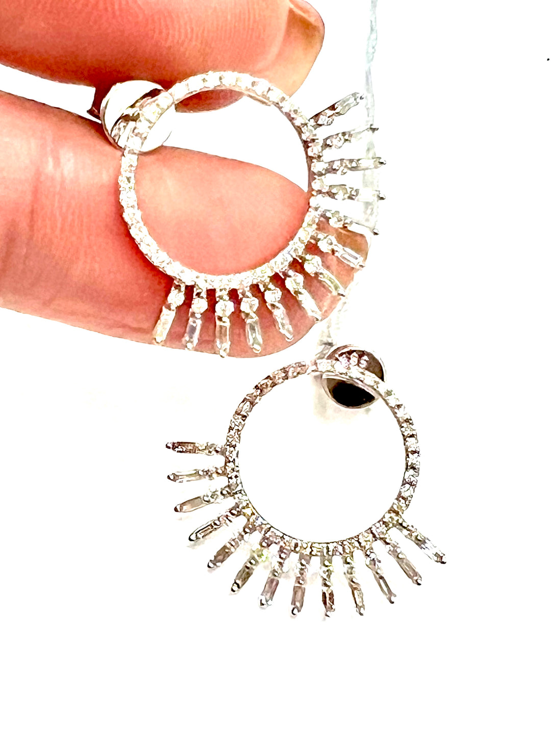 14K WHITE GOLD ROUND DANGLE DIAMOND EARRINGS