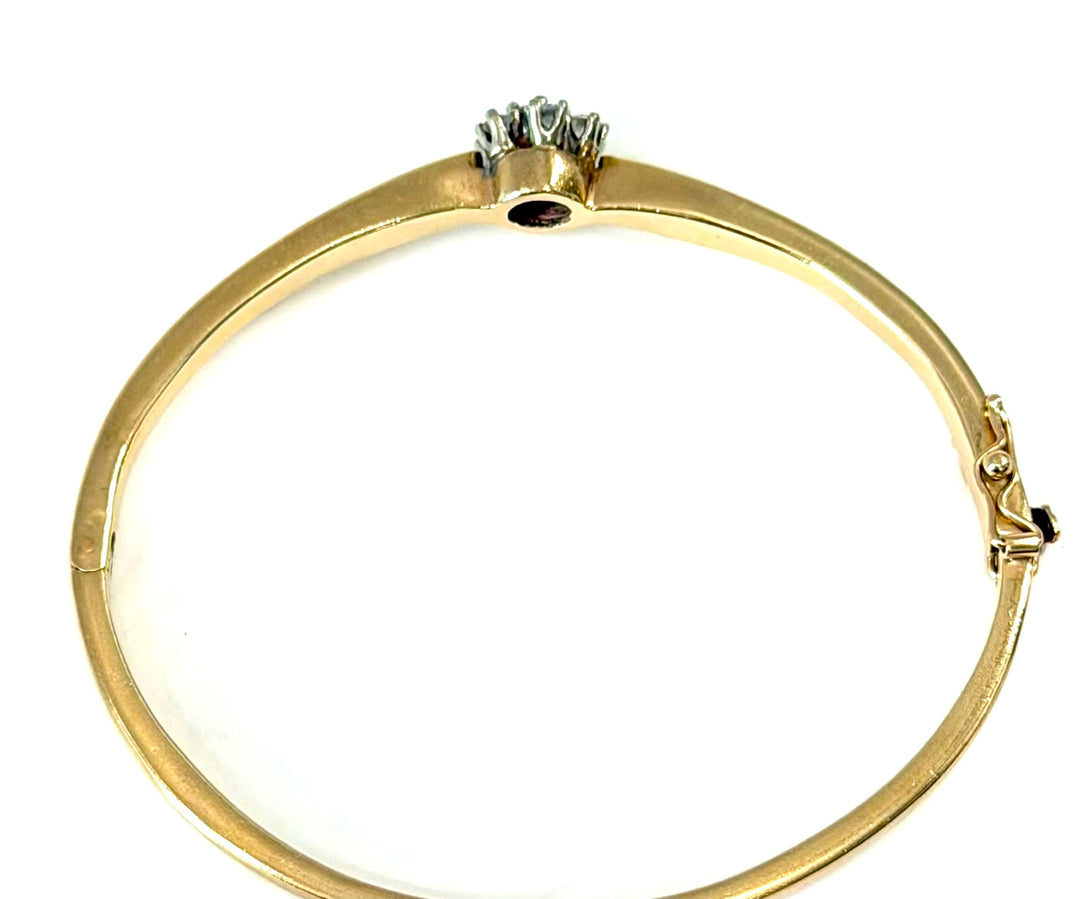 14K YELLOW GOLD DIAMOND CLUSTER BANGLE BRACELET