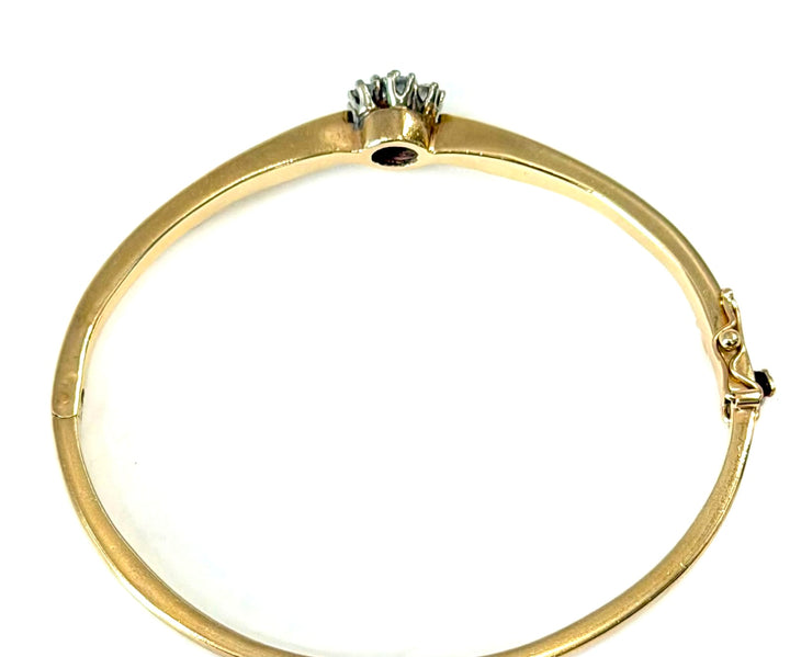 14K YELLOW GOLD DIAMOND CLUSTER BANGLE BRACELET