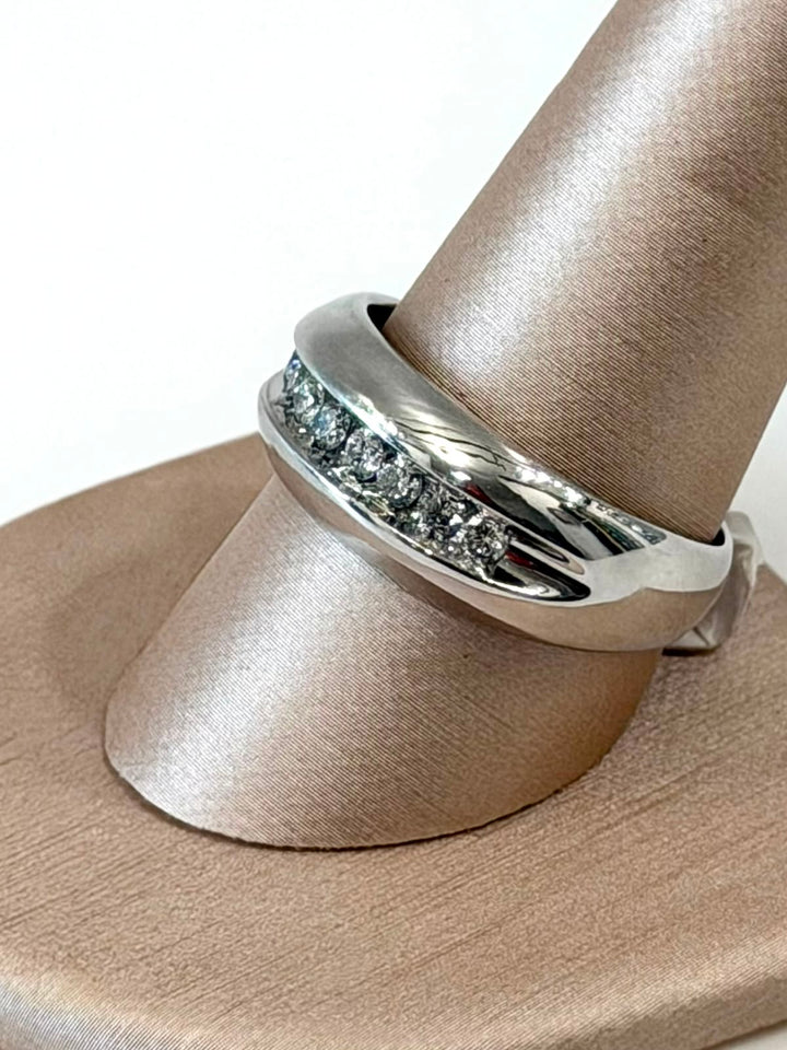 14K WHITE GOLD 1 CTW DIAMOND BAND RING