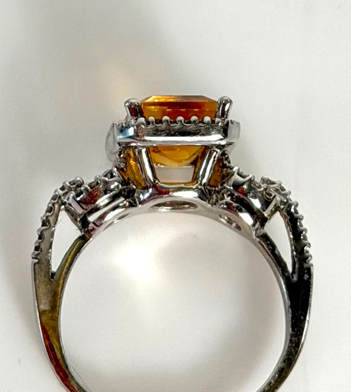 14K WHITE GOLD CITRINE RING