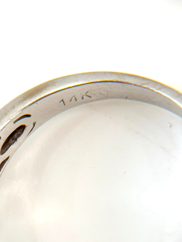 14K WHITE GOLD DIAMOND BAND RING