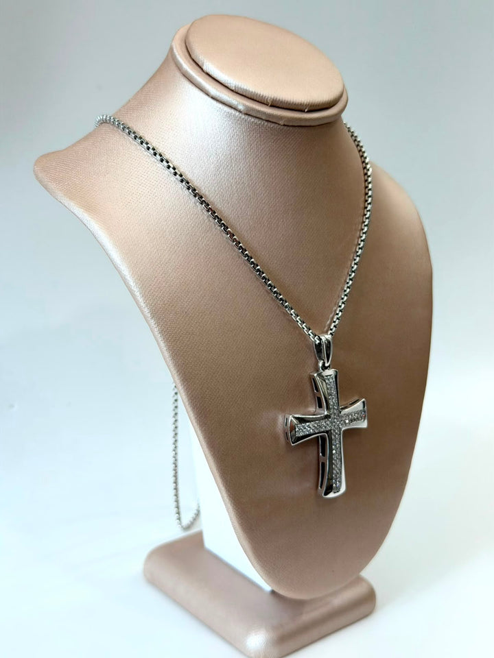 14K WHITE GOLD DIAMOND CROSS PENDANT NECKLACE