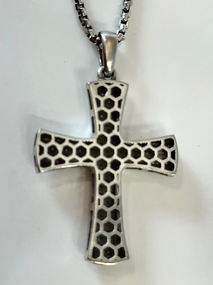 14K WHITE GOLD DIAMOND CROSS PENDANT NECKLACE