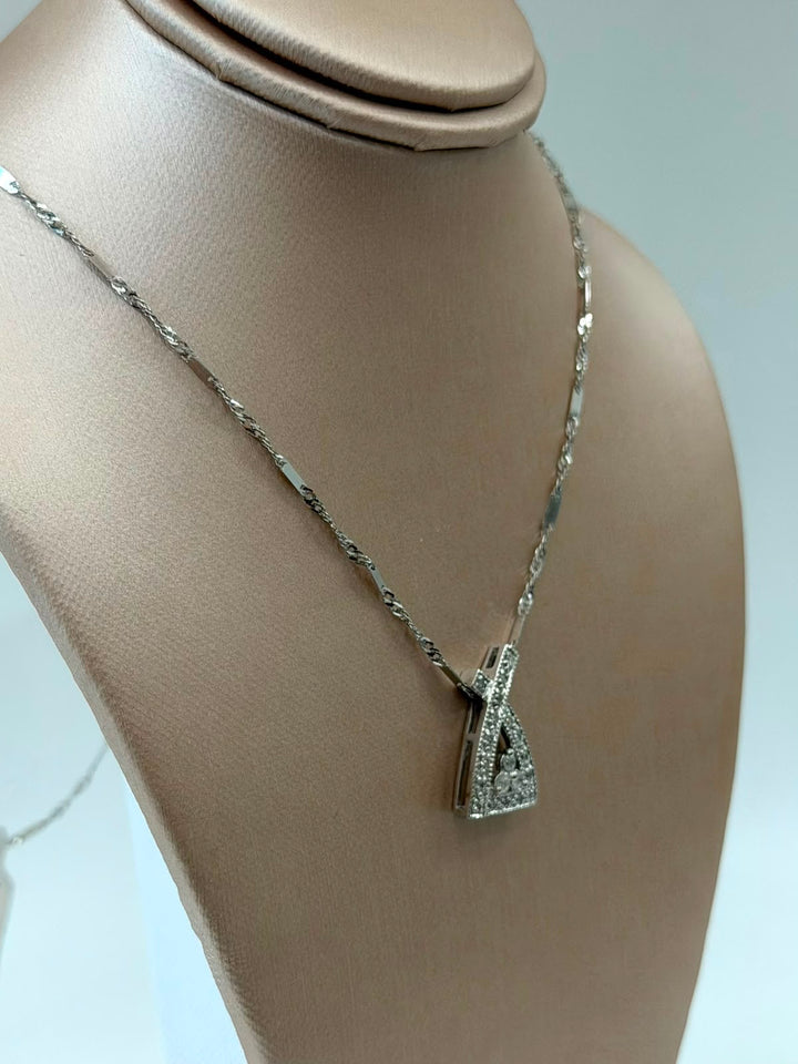 14K WHITE GOLD DIAMOND PENDANT NECKLACE