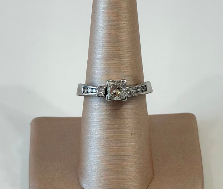 14K WHITE GOLD DIAMOND WEDDING RING SET