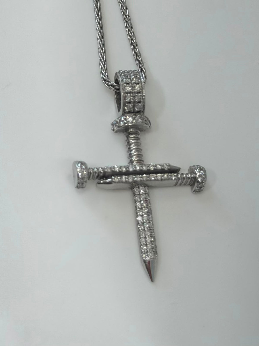 14K WHITE GOLD PAVE DIAMOND NAIL CROSS PENDANT NECKLACE