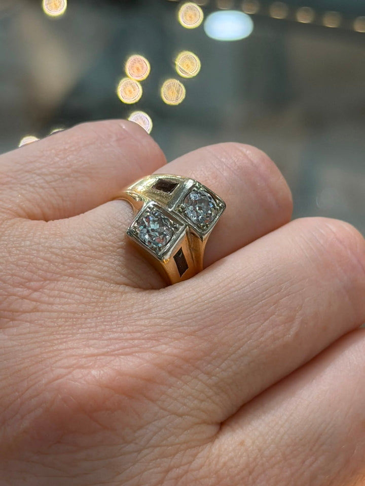 14K YELLOW GOLD DIAMOND &amp; RED GEMSTONE RING