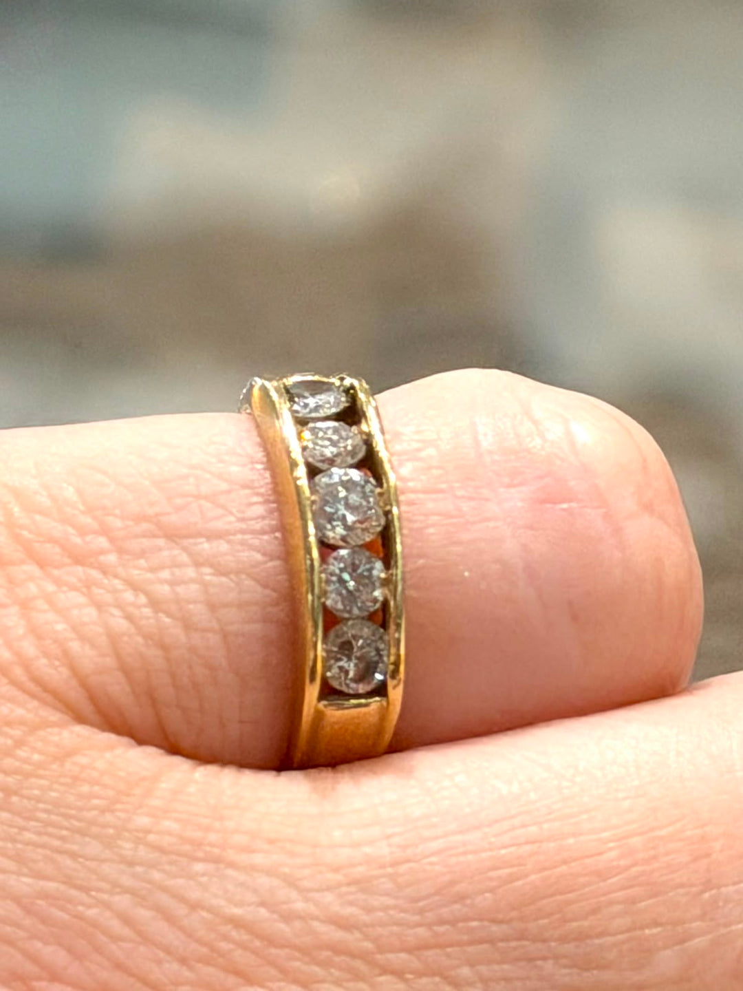 14K YELLOW GOLD DIAMONG BAND RING