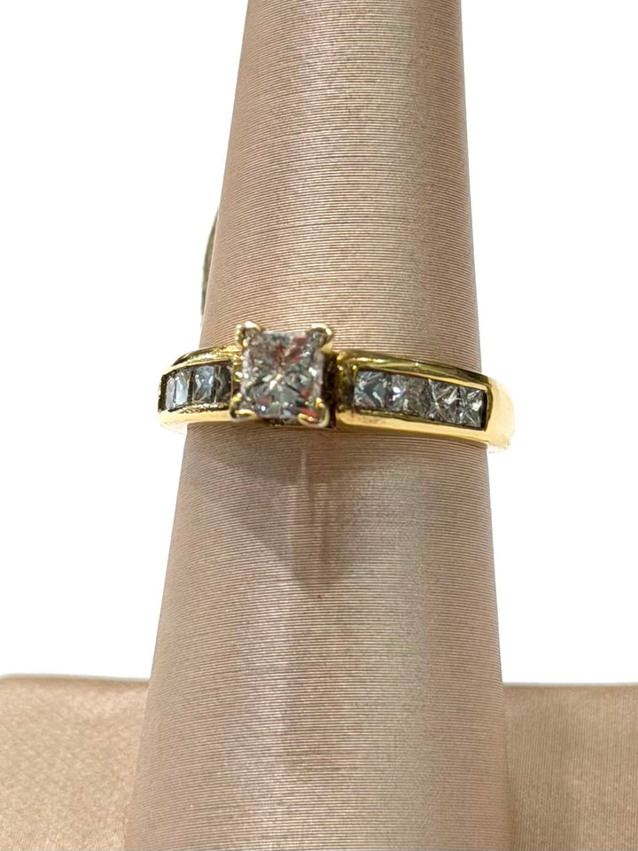14K YELLOW GOLD PRINCESS-CUT DIAMOND RING