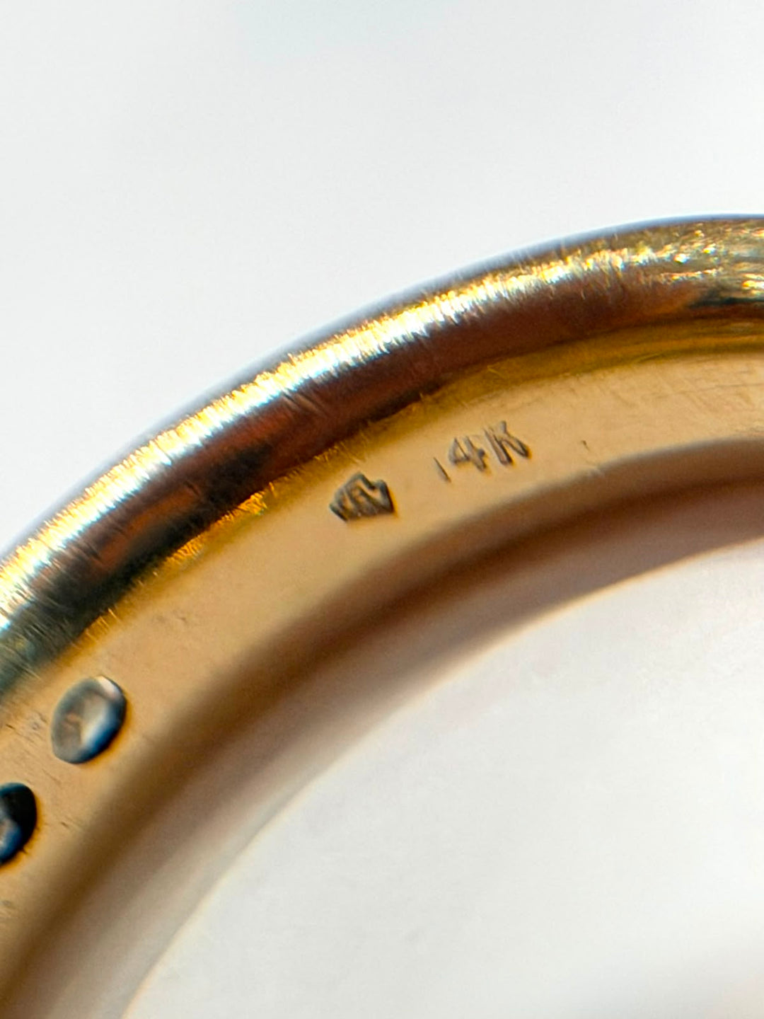 14K YELLOW GOLD PRINCESS CUT DIAMOND BAND RING