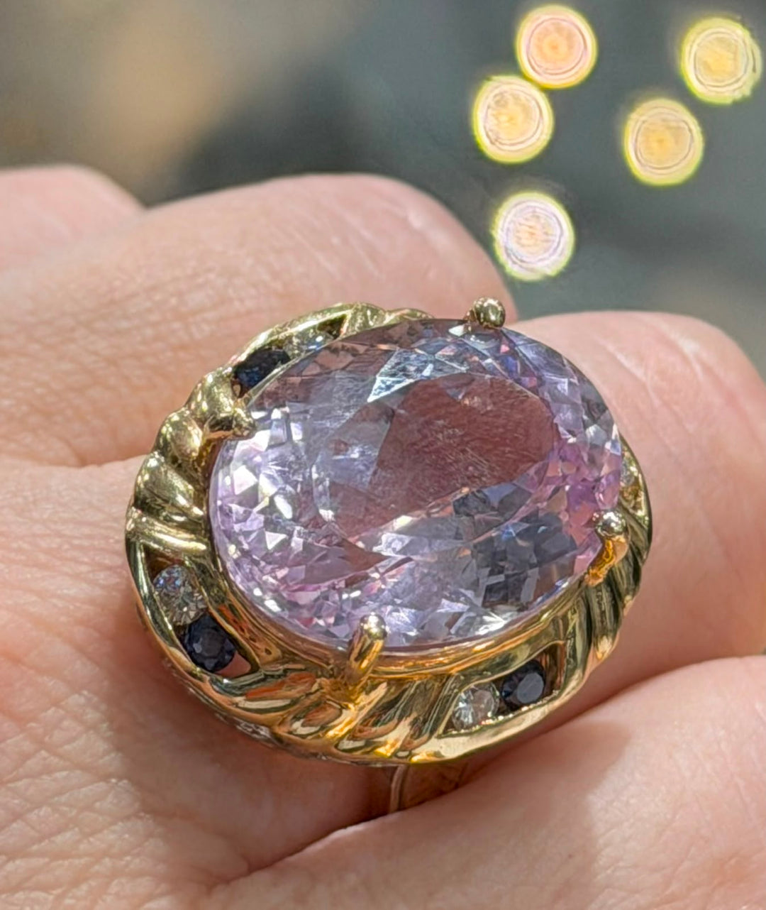 14K YELLOW GOLD VINTAGE PINK GEMSTONE RING