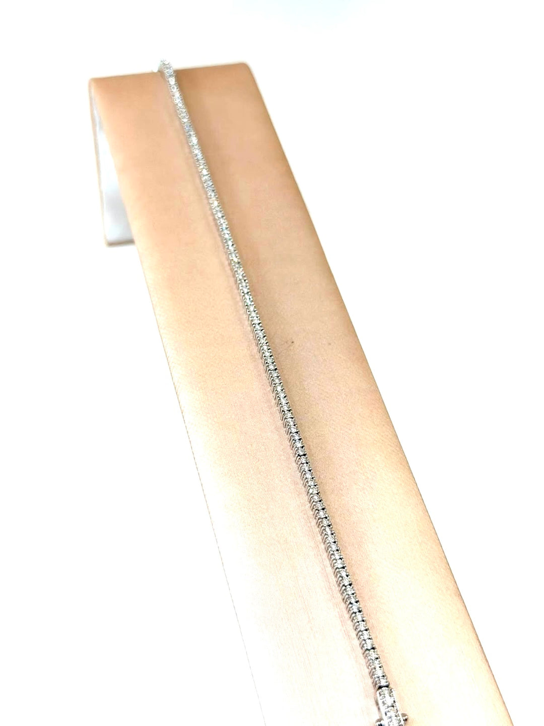 14K WHITE GOLD 1.56CT DIAMOND TENNIS BRACELET