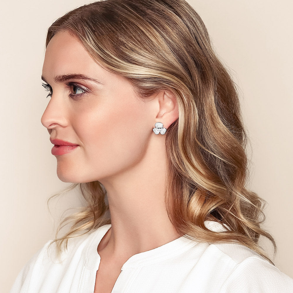 18K WHITE GOLD DIAMOND PAVE 3 PETAL FLOWER STUD EARRINGS