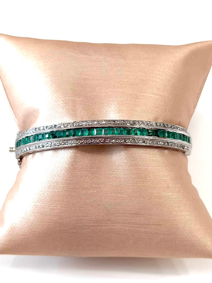 18K WHITE GOLD TRIPLE ROW BAGUETTE EMERALD &amp; DIAMOND BANGLE BRACELET