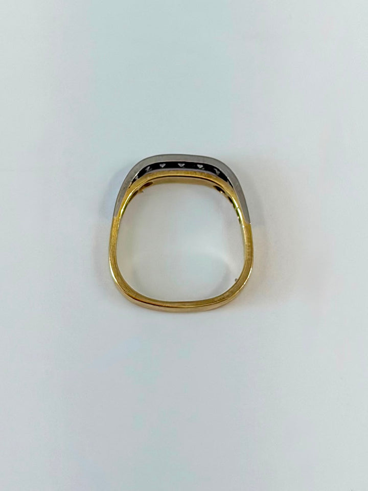18K GOLD &amp; PLATINUM DIAMOND BAND RING
