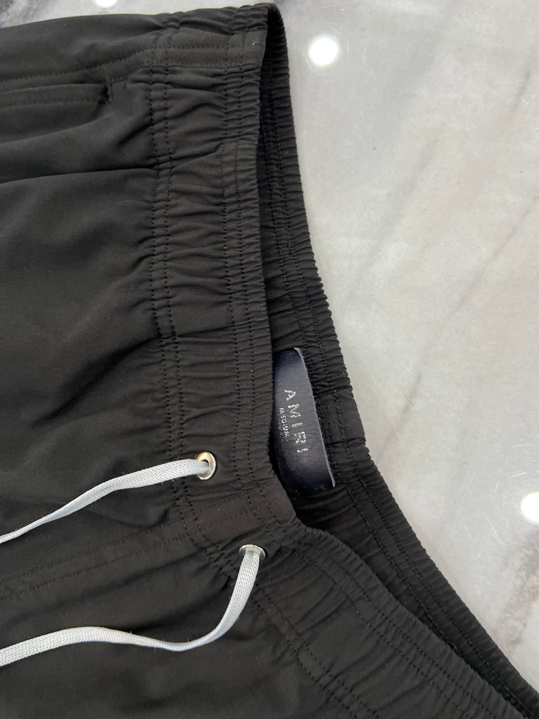 AMIRI LOGO SWIM SHORT