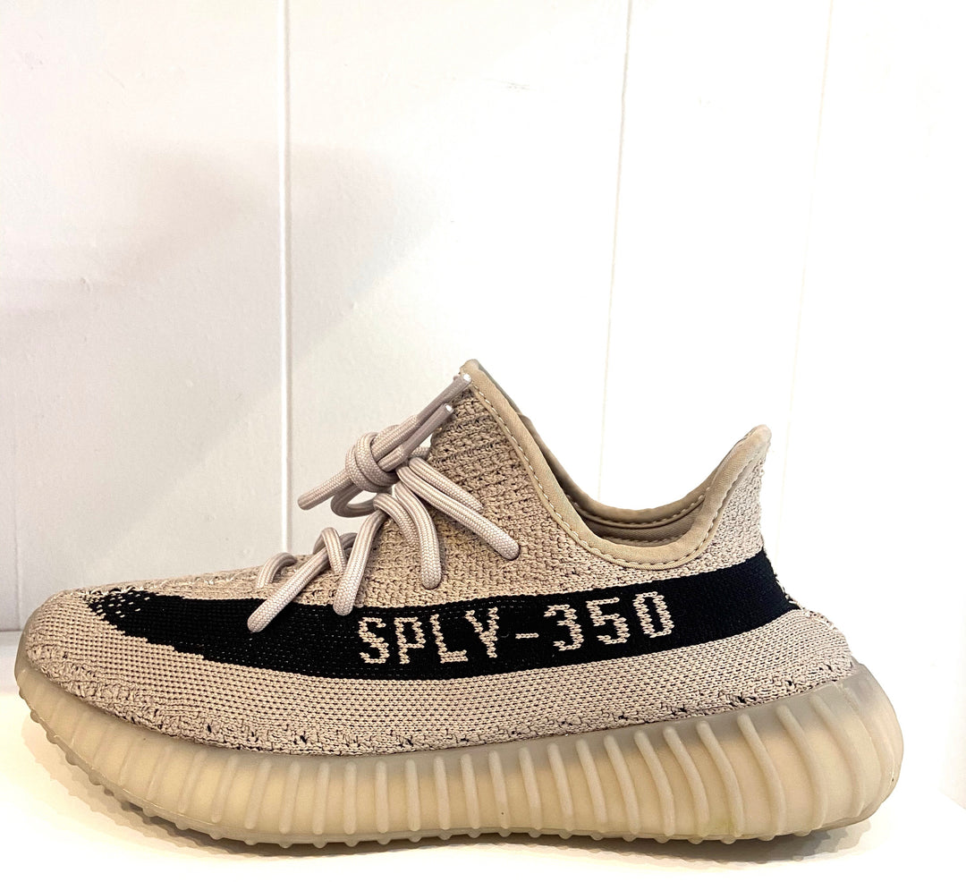 YEEZY 350 BOOST V2 SNEAKERS IN SLATE