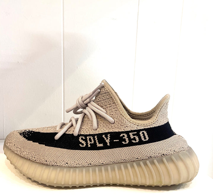 YEEZY 350 BOOST V2 SNEAKERS IN SLATE