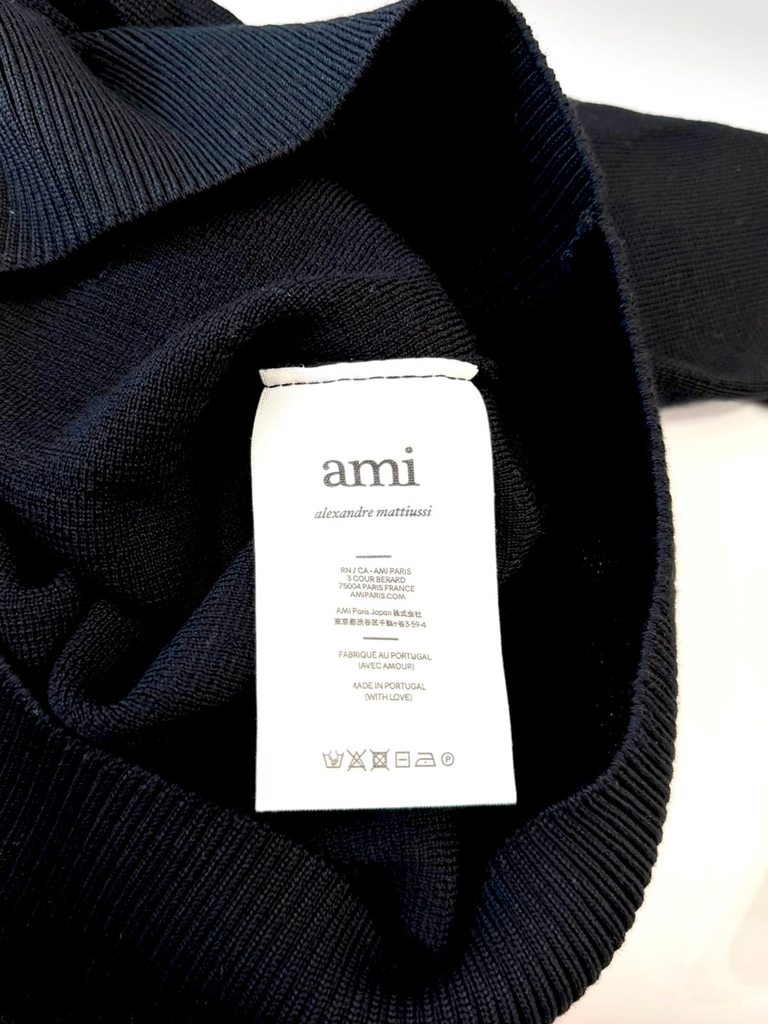 AMI PARIS AMI DE COEUR V NECK MERINO WOOL CARDIGAN