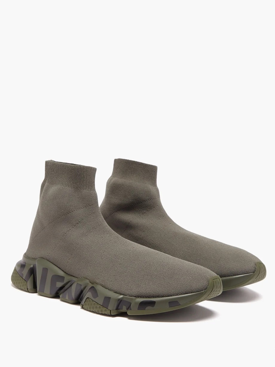 都会的 バレンシアガ スニーカー SPEED 2.0 グラフィティ ロゴ Speed 2.0 Graffiti sneakers in black - Balenciaga | Mytheresa
