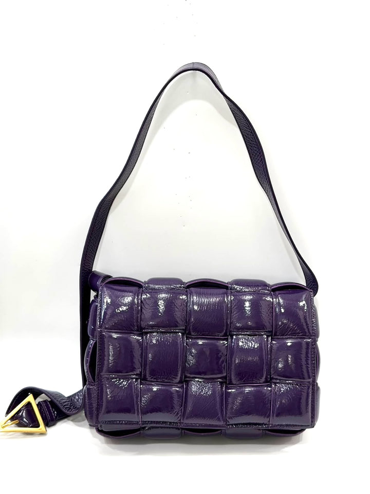 BOTTEGA VENETA TEXTURED DEERSKIN MAXI INTRECCIATO PADDED CASSETE BAG