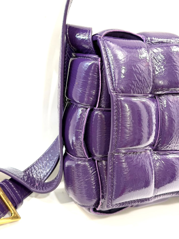 BOTTEGA VENETA TEXTURED DEERSKIN MAXI INTRECCIATO PADDED CASSETE BAG