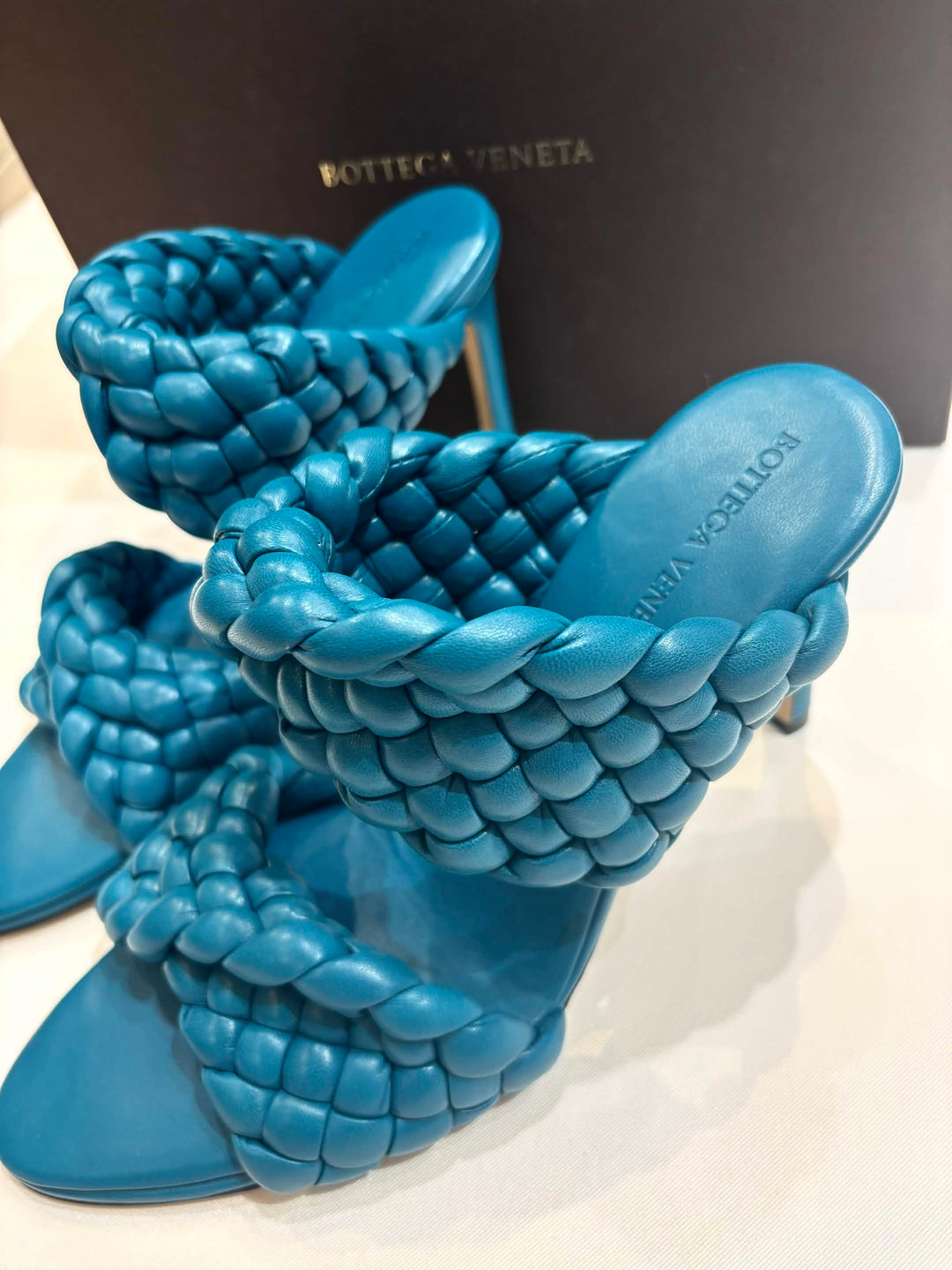BOTTEGA VENETA THE CURVE PADDED INTRECCIATO LAMBSKIN LEATHER MULES