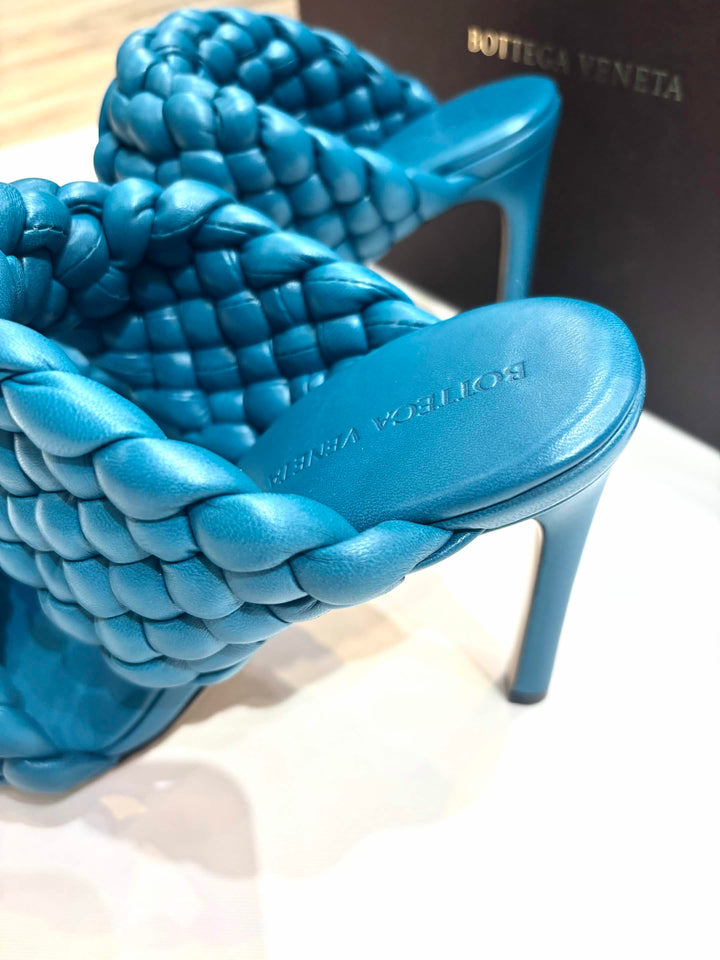 BOTTEGA VENETA THE CURVE PADDED INTRECCIATO LAMBSKIN LEATHER MULES
