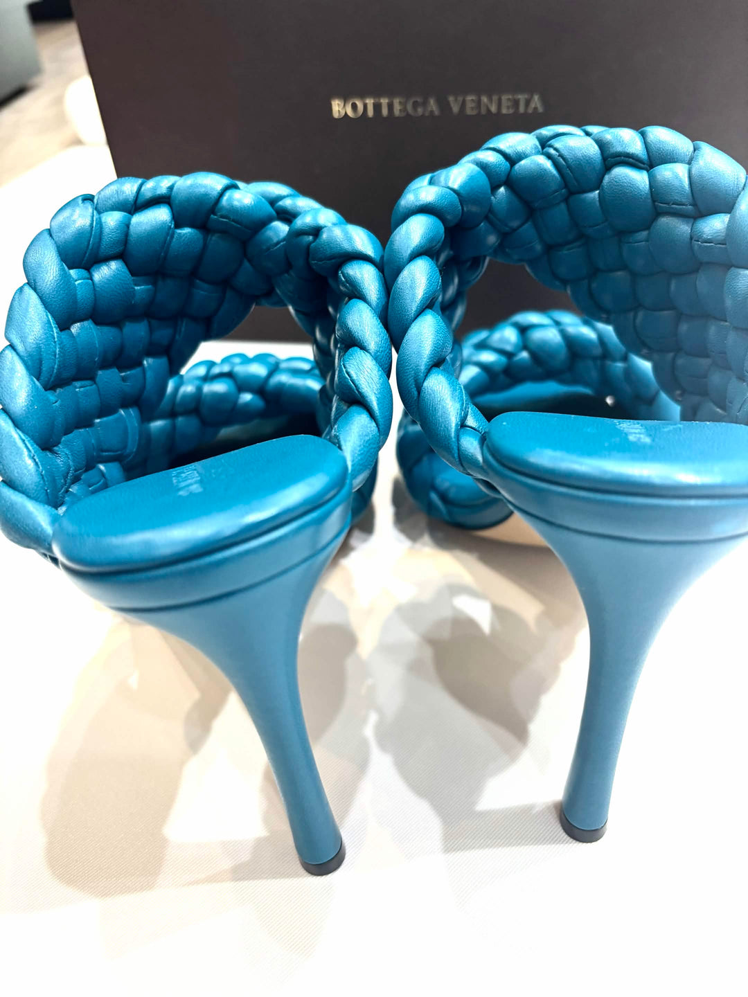 BOTTEGA VENETA THE CURVE PADDED INTRECCIATO LAMBSKIN LEATHER MULES