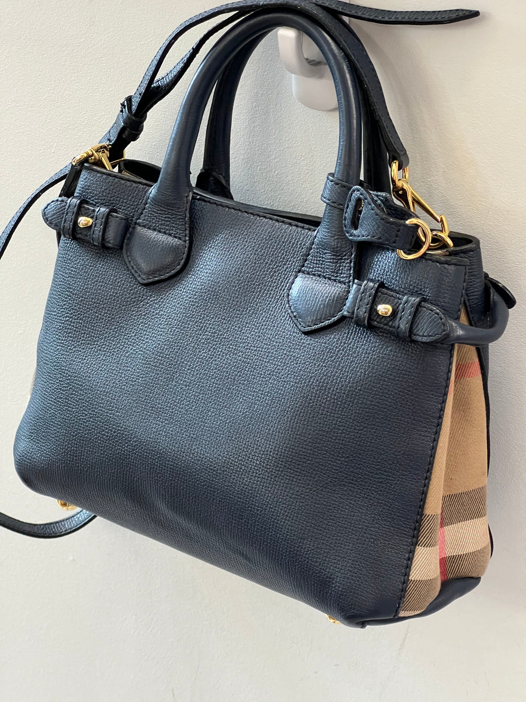 BURBERRY BANNER LEATHER &amp; HOUSE CHECK TOTE BAG