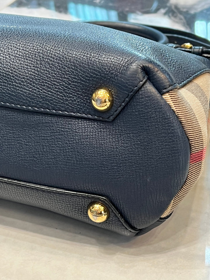 BURBERRY BANNER LEATHER &amp; HOUSE CHECK TOTE BAG