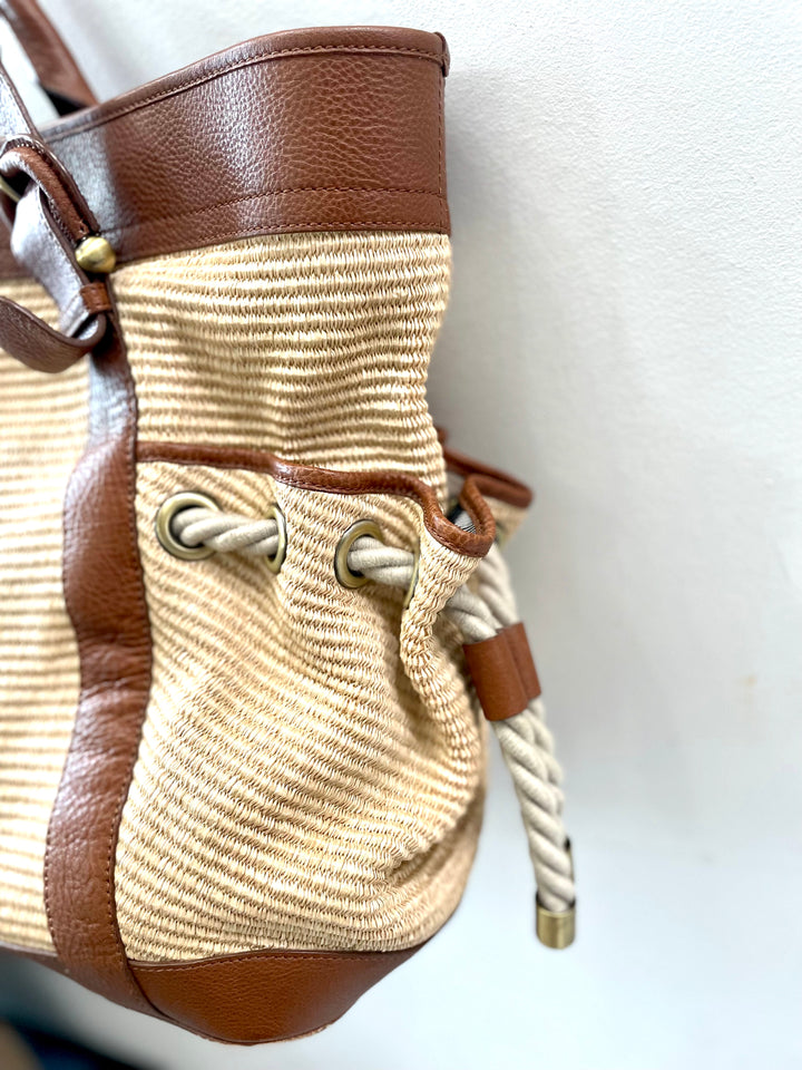 BURBERRY CARTERA FIGUE CANVAS &amp; CALFSKIN LEATHER TOTE BAG