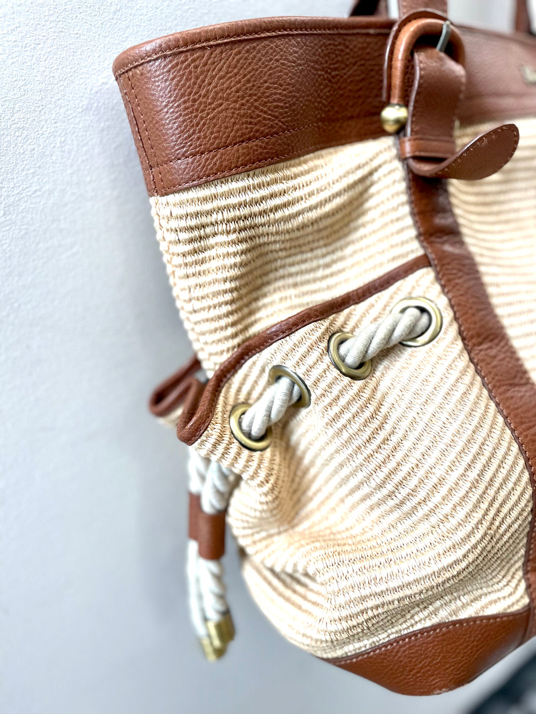 BURBERRY CARTERA FIGUE CANVAS &amp; CALFSKIN LEATHER TOTE BAG