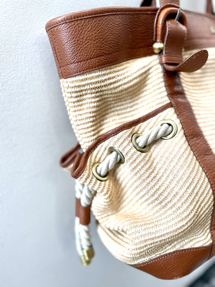 BURBERRY CARTERA FIGUE CANVAS &amp; CALFSKIN LEATHER TOTE BAG