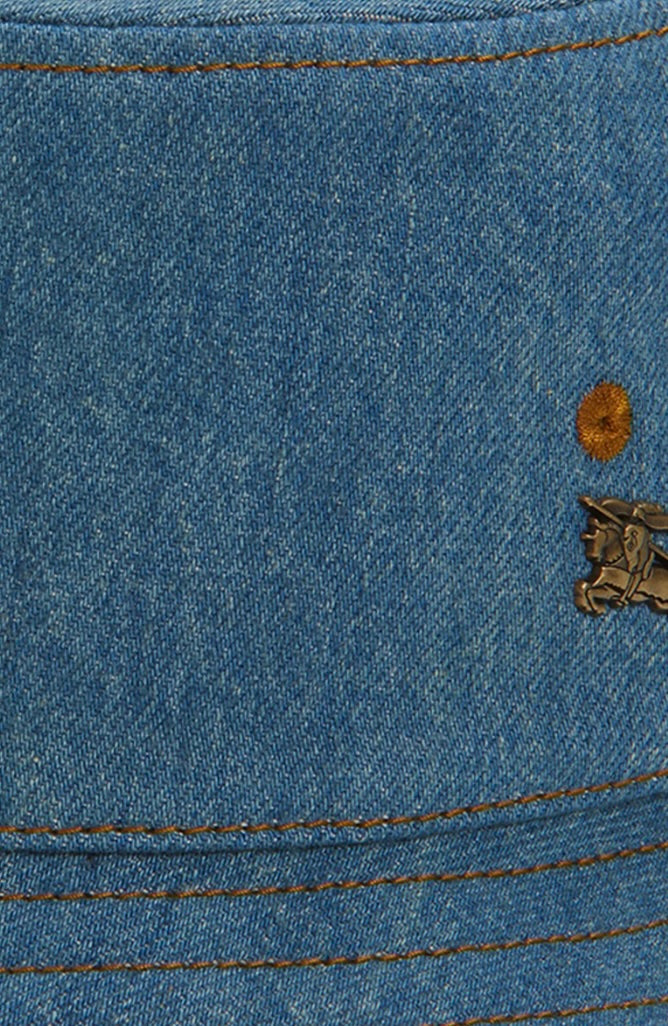 BURBERRY EQUESTRIAN KNIGHT DENIM BUCKET HAT