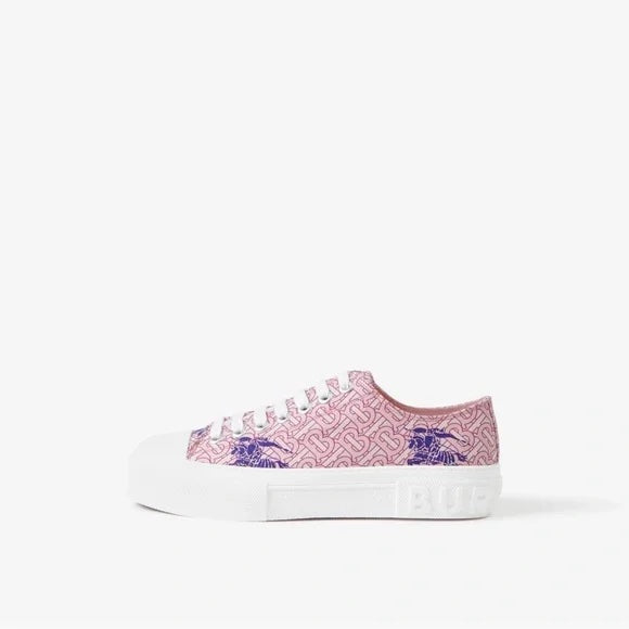 【関税＆送料込み】Burberry Pink Sneakers Burberry Pink Check Knit Box Sneakers - Casual Shoes