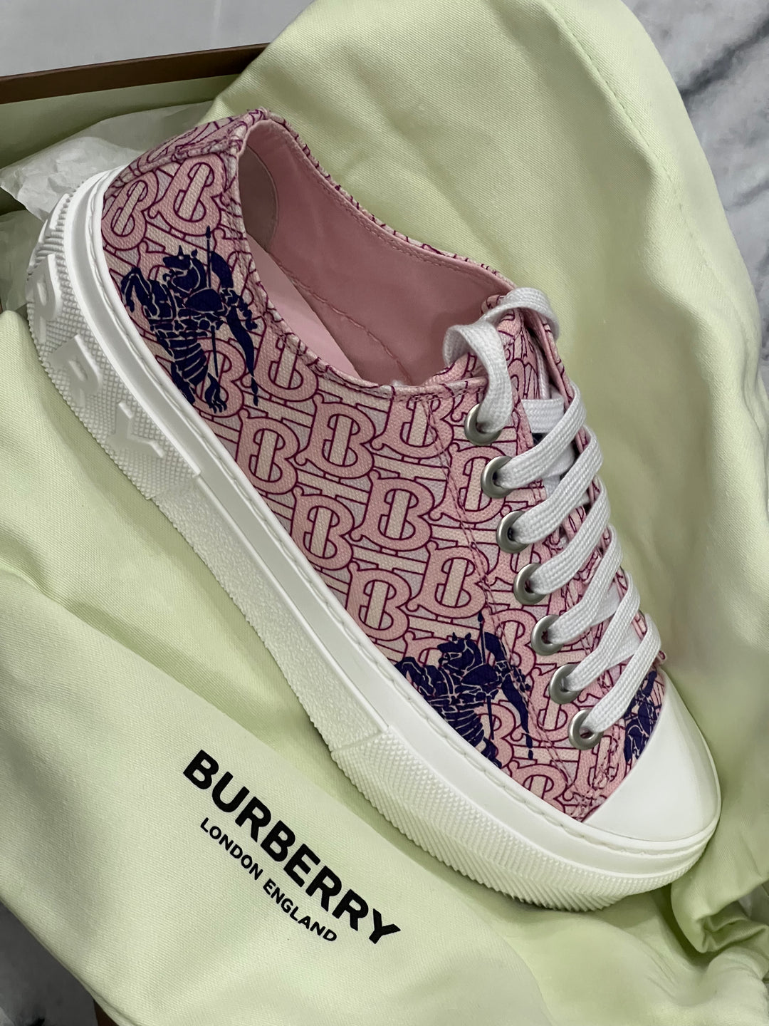 BURBERRY Jack Low Top
