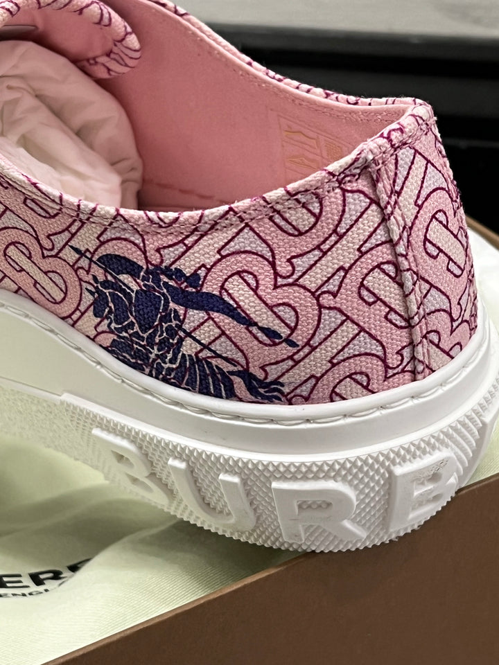 スニーカー BURBERRY Women Sneakers 8105187 C1791 pink Burberry | Shoes | Burberry Girls Sneaker | Poshmark