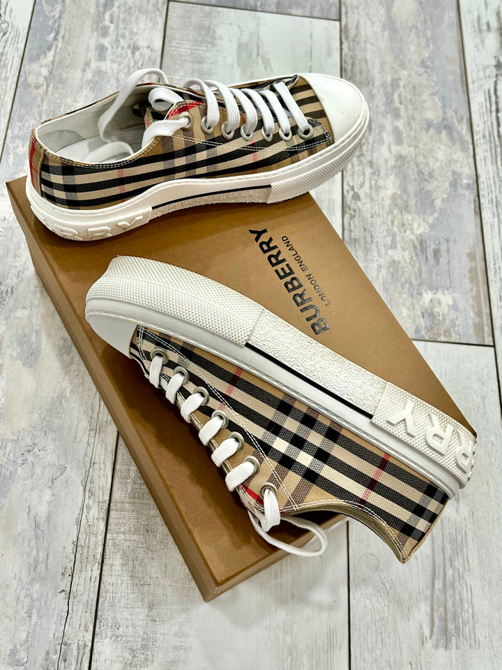 【りょーーーーつ】Burberry ／３ピース／クラシック BURBERRY VINTAGE CHECK JACK LOW-TOP SNEAKERS – Caroline's Fashion