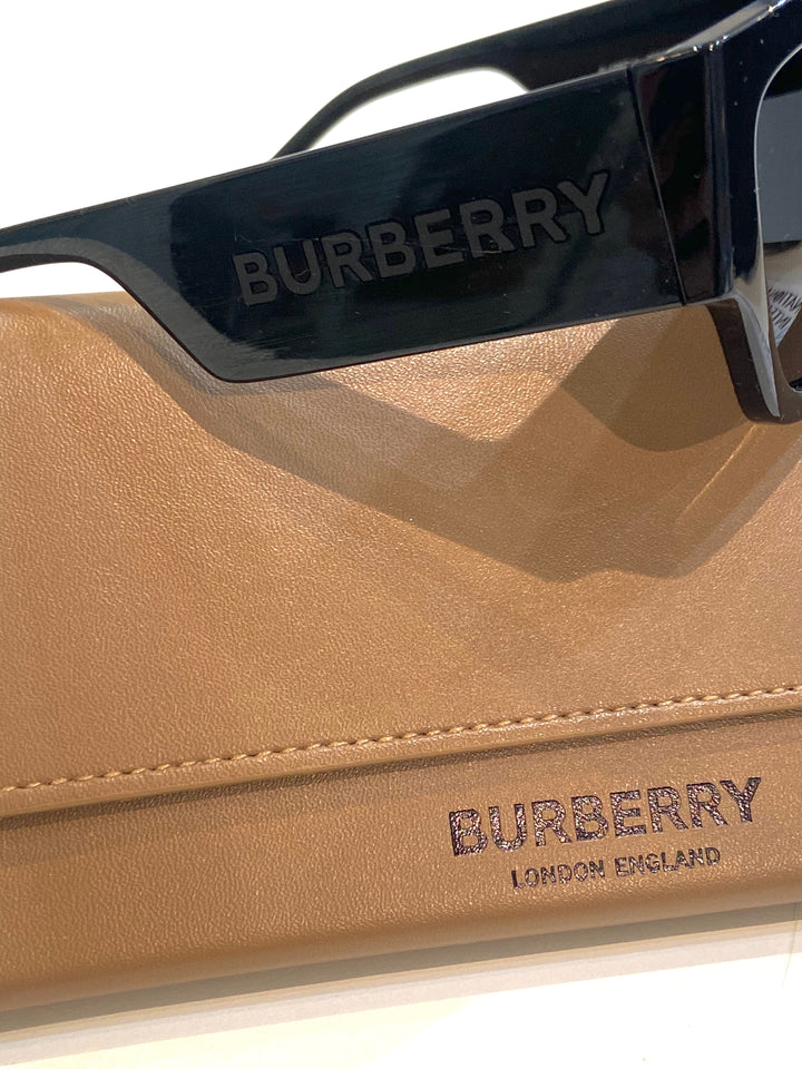 BURBERRY MEN&