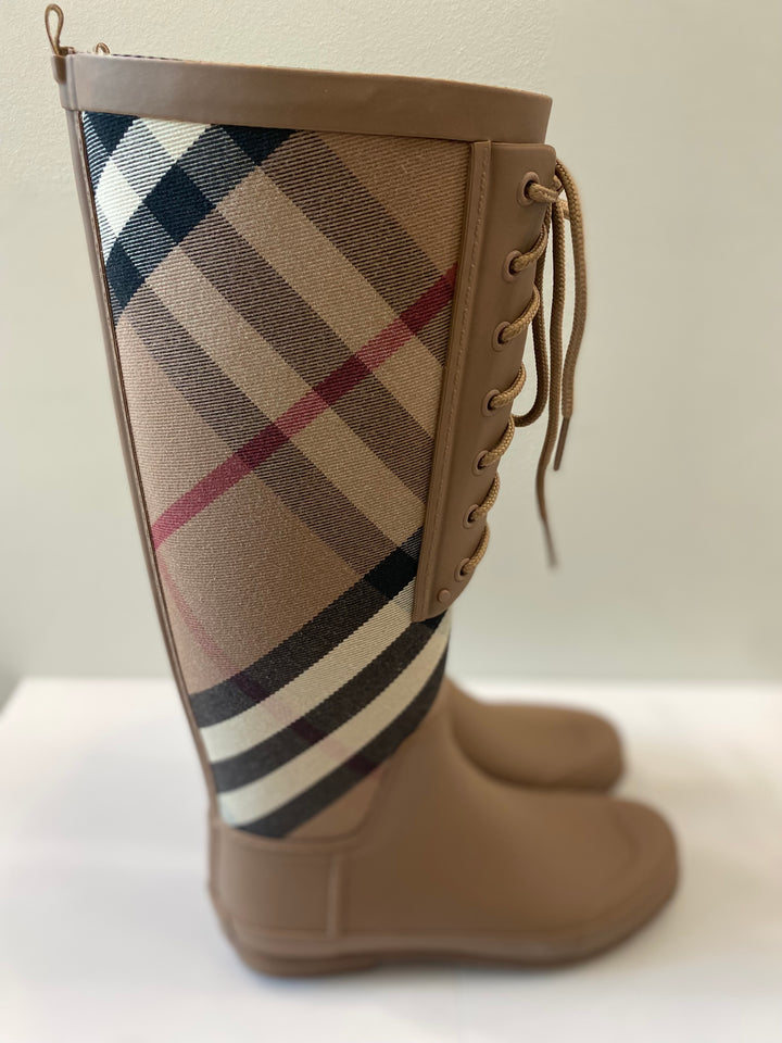 BURBERRY SIMEON HOUSE CHECK LACE UP RAIN BOOTS Caroline s Fashion Luxuries